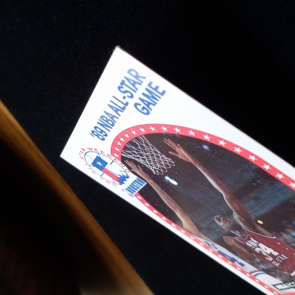 Set 2 NBA 1989 Charles Barkley Trading Card & 1994 Refractor Topps Trading Card - Picture 10 of 17